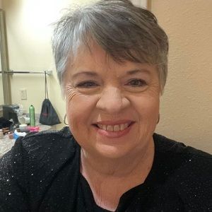 Meet your Posher, Brenda